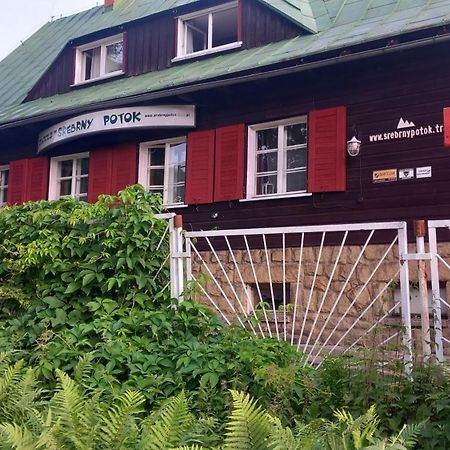 Schronisko Srebrny Potok Bed and Breakfast Lubawka Exteriör bild