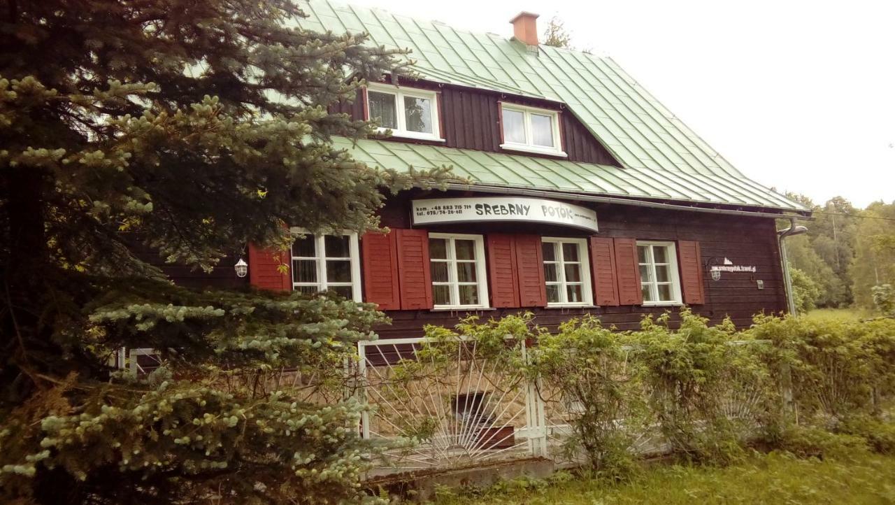 Schronisko Srebrny Potok Bed and Breakfast Lubawka Exteriör bild