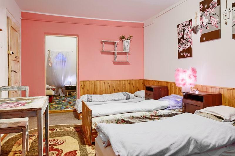 Schronisko Srebrny Potok Bed and Breakfast Lubawka Exteriör bild